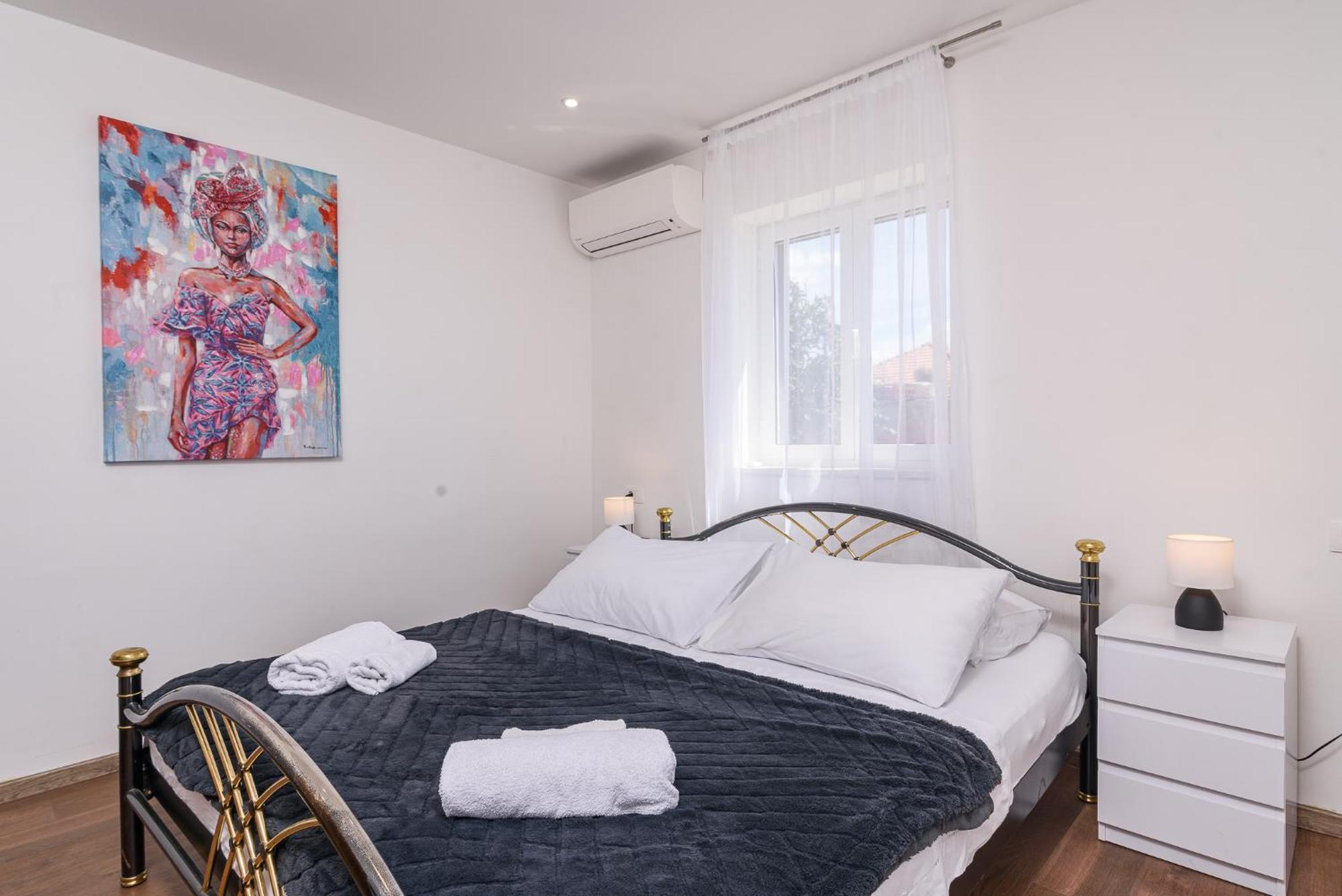 Apartments Eva Trogir Exterior photo