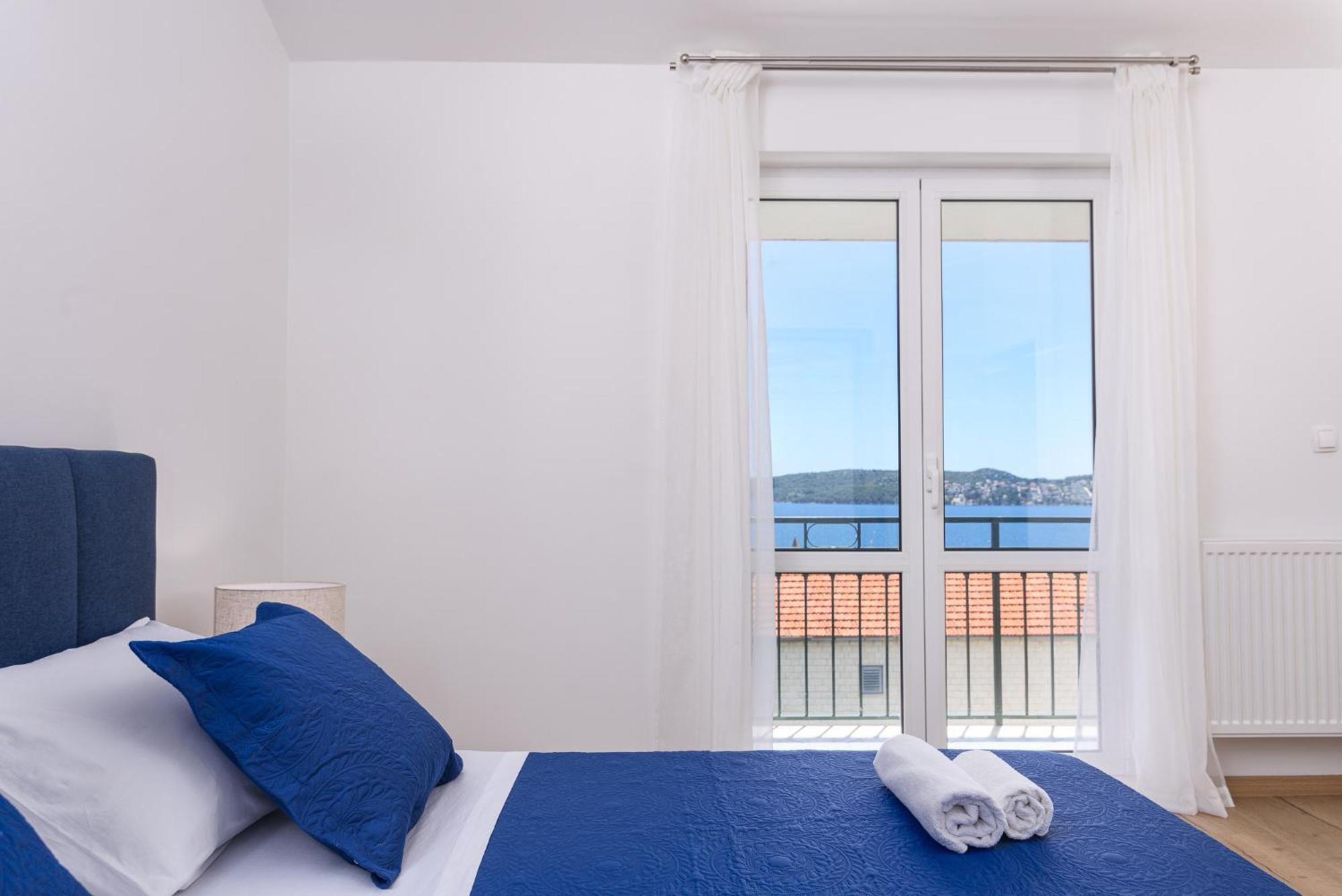 Apartments Eva Trogir Exterior photo