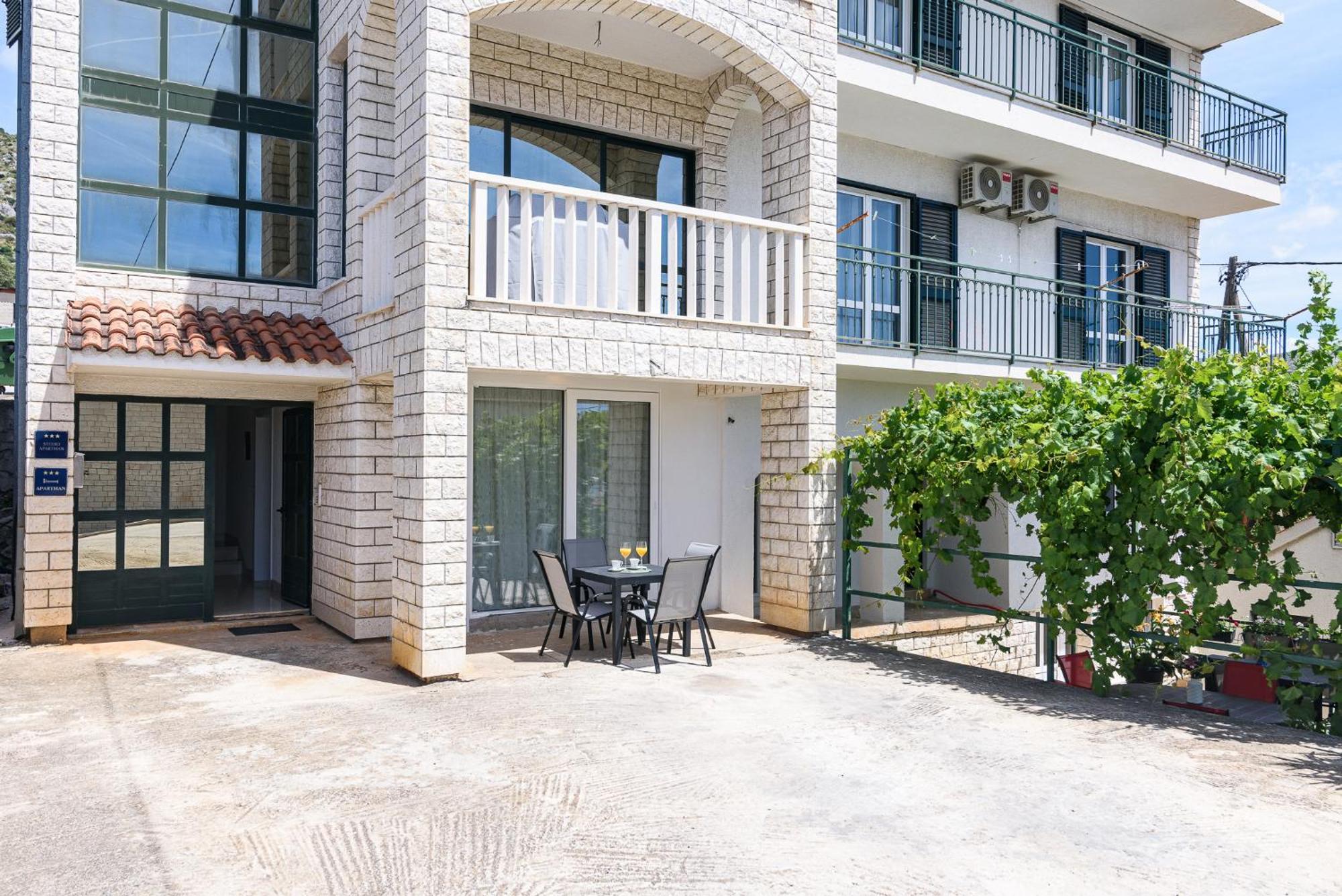 Apartments Eva Trogir Exterior photo